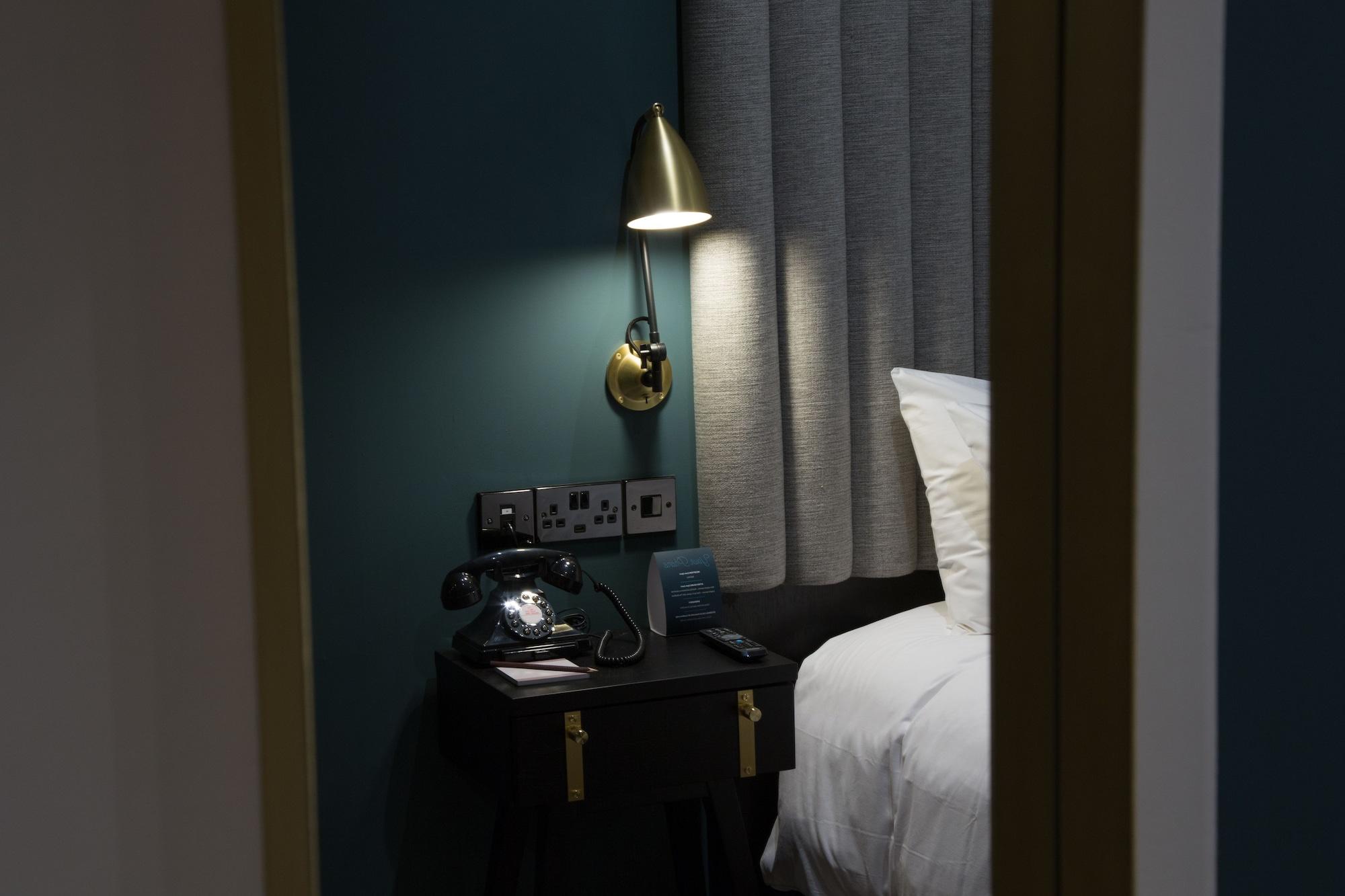 The Bedford Townhouse Hotel ลิเมอริค ภายนอก รูปภาพ