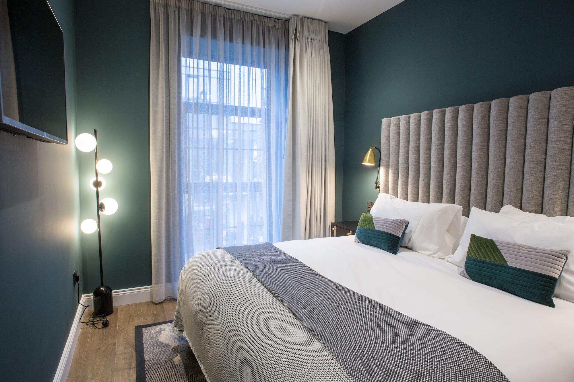 The Bedford Townhouse Hotel ลิเมอริค ภายนอก รูปภาพ