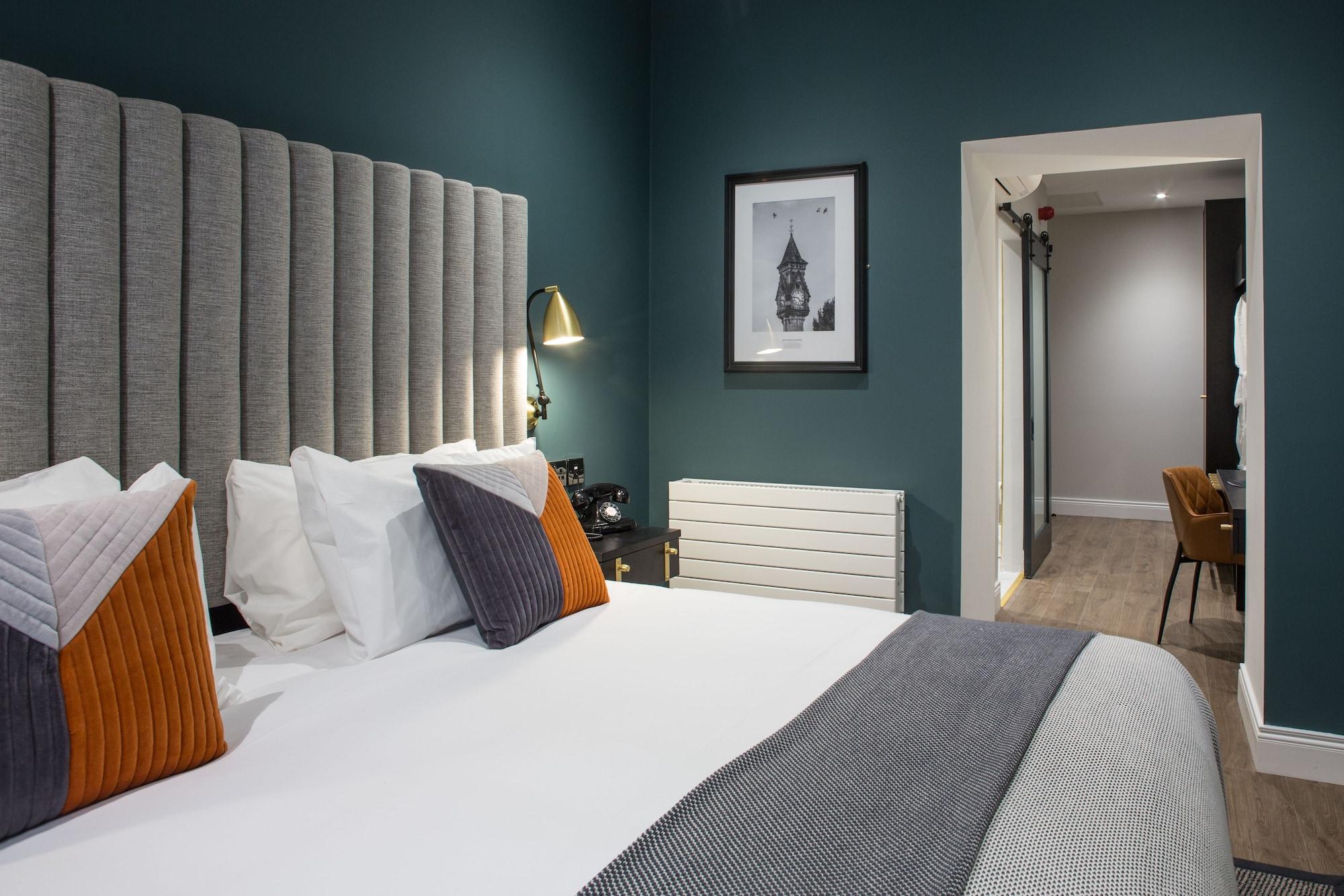 The Bedford Townhouse Hotel ลิเมอริค ภายนอก รูปภาพ