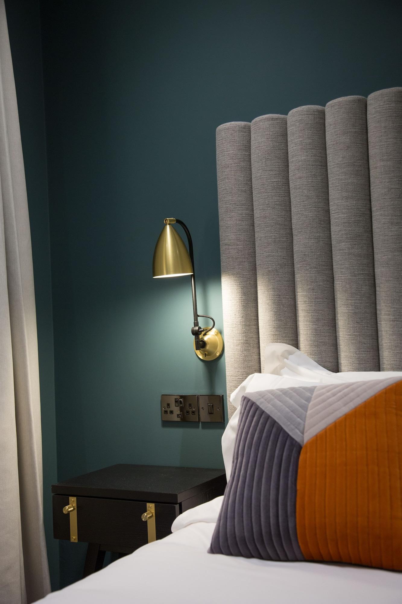 The Bedford Townhouse Hotel ลิเมอริค ภายนอก รูปภาพ