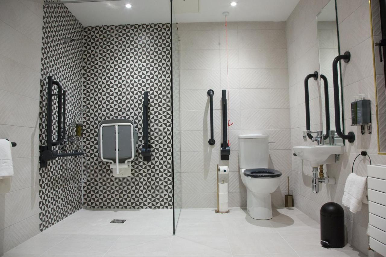The Bedford Townhouse Hotel ลิเมอริค ภายนอก รูปภาพ