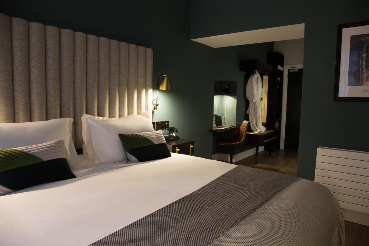 The Bedford Townhouse Hotel ลิเมอริค ภายนอก รูปภาพ
